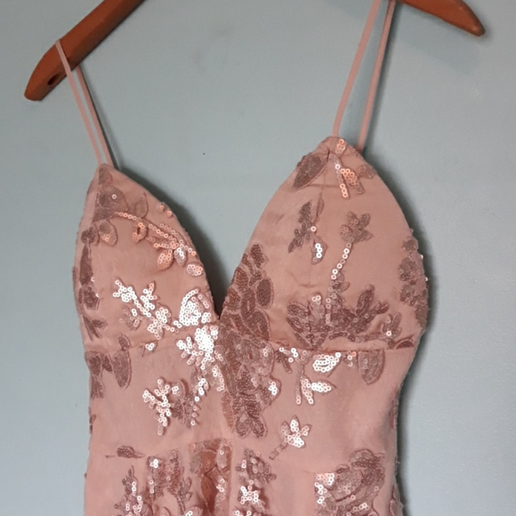 Lovers and Friends sequin mini-dress - Picture 4 of 7